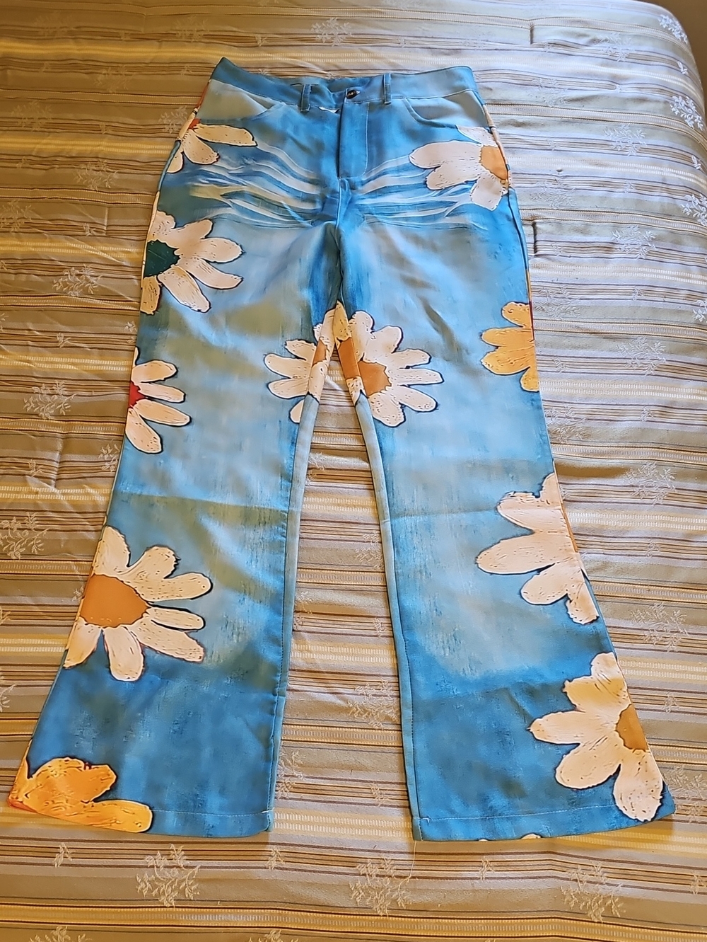 Blue Floral Wide-Leg Pants with Daisy Print